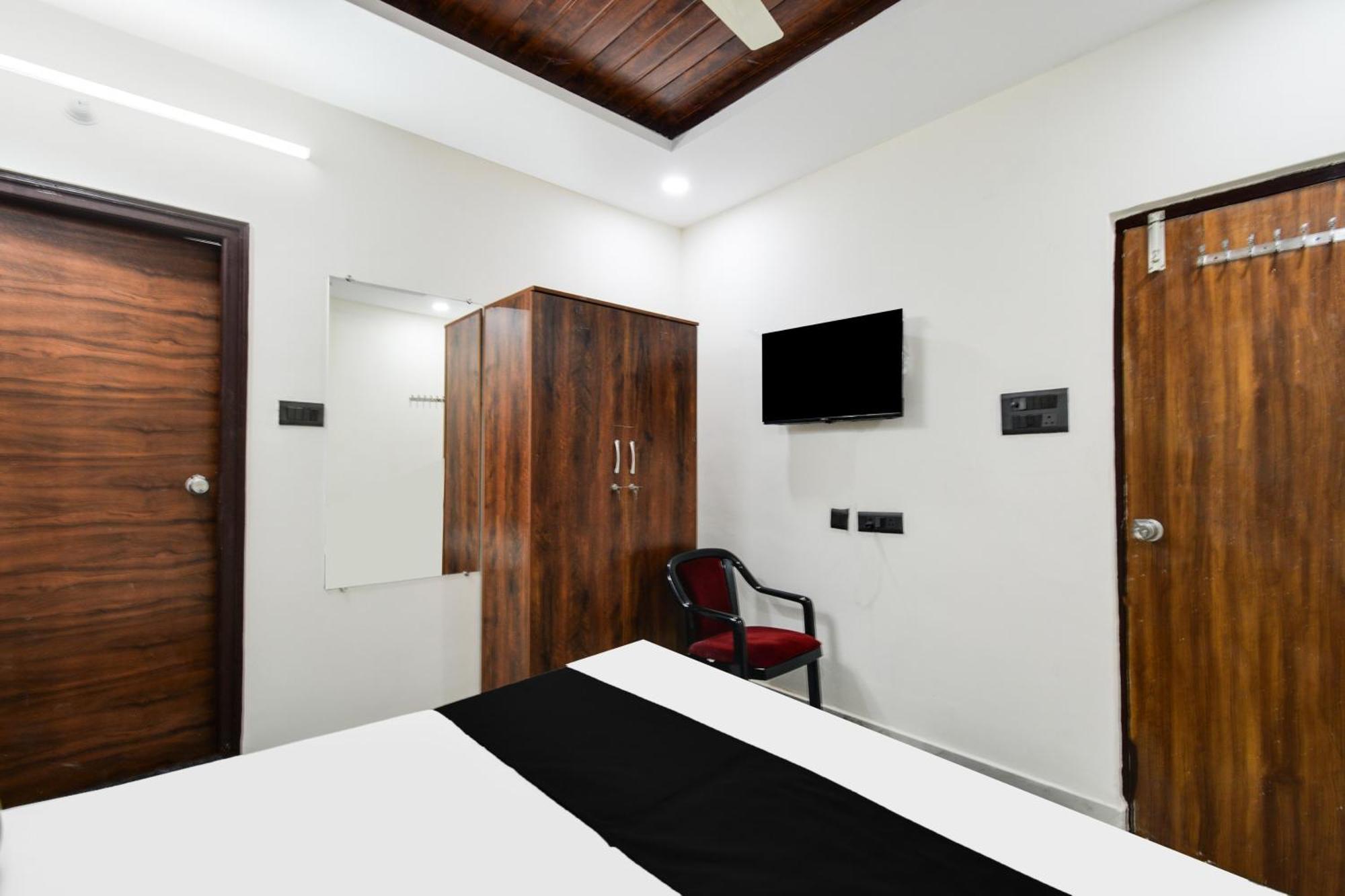 ホテル Super Collection O Gachibowli Phase - 1 Near Isb エクステリア 写真